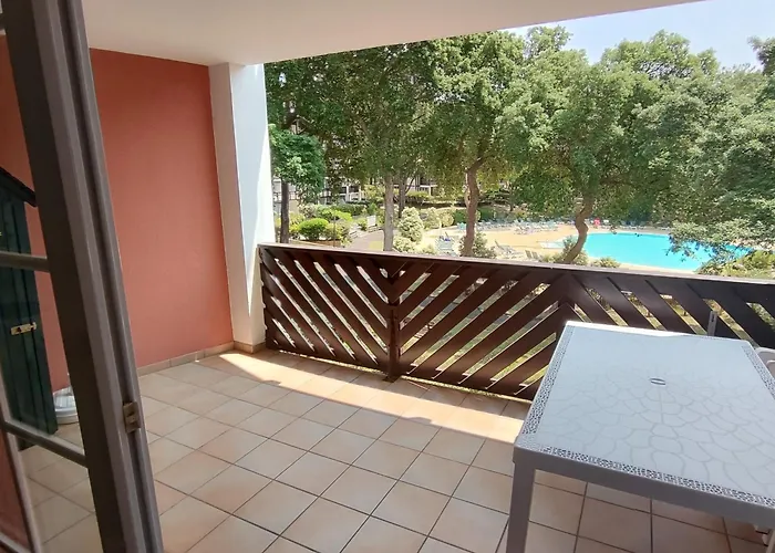 Διαμέρισμα Superbe Pierre Et *